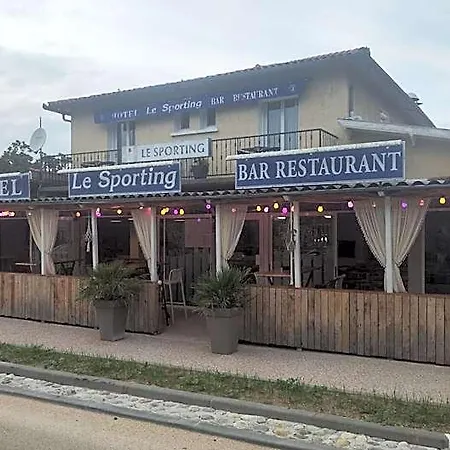 Le Sporting Otel Beaumont-sur-Leze