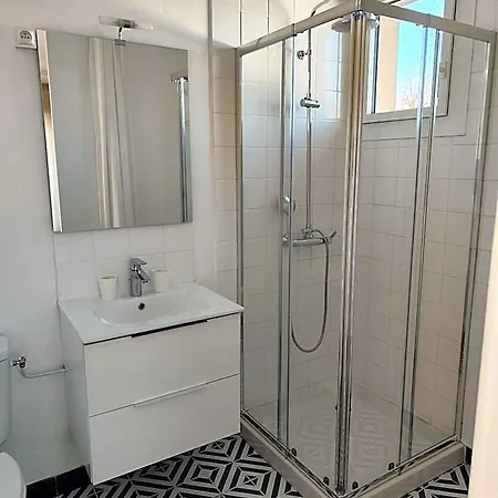 Le Sporting Otel Beaumont-sur-Leze