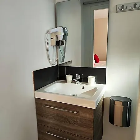 Otel Le Sporting 3*