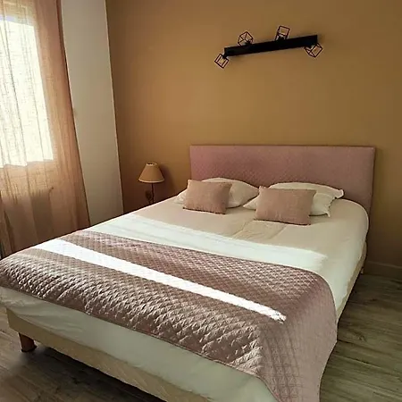 Le Sporting Otel Beaumont-sur-Leze